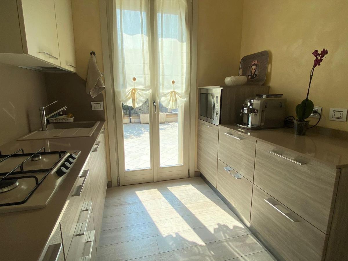 The Diamond - Luxury Villa With Private Pool Padenghe sul Garda Luaran gambar