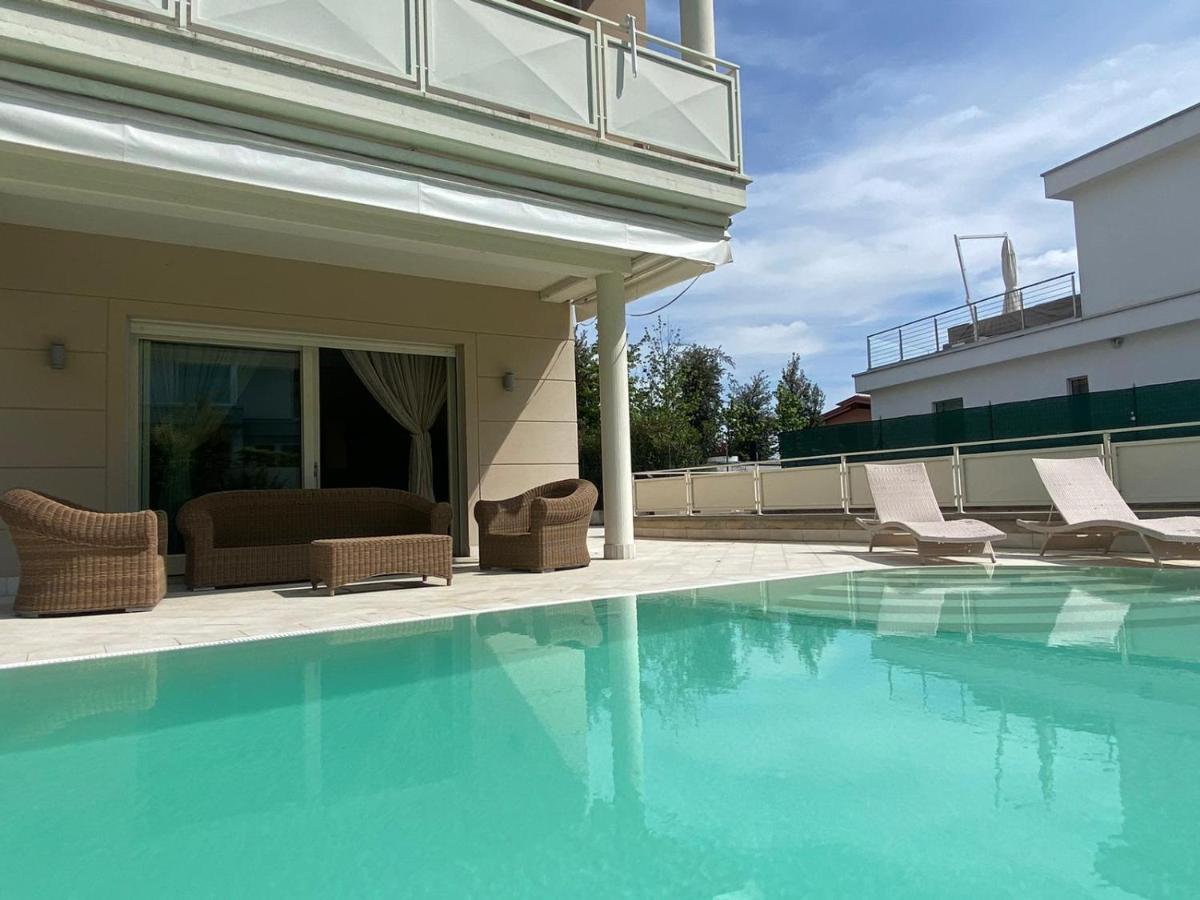 The Diamond - Luxury Villa With Private Pool Padenghe sul Garda Luaran gambar